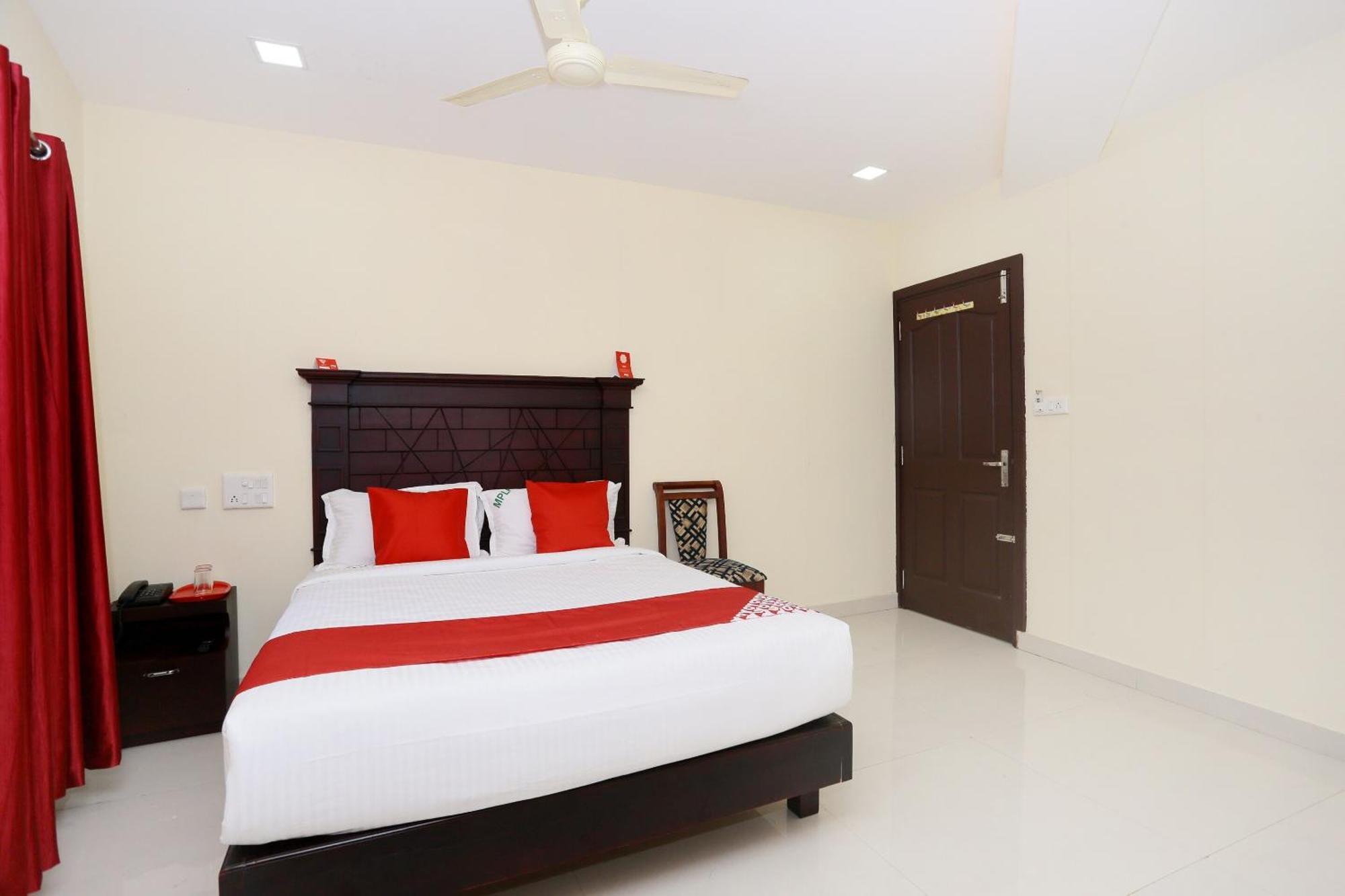 Hotel O Malabar Plaza Коччи Экстерьер фото